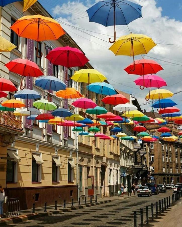 Apartment On Rappoporta 7A-4 Lviv Luaran gambar